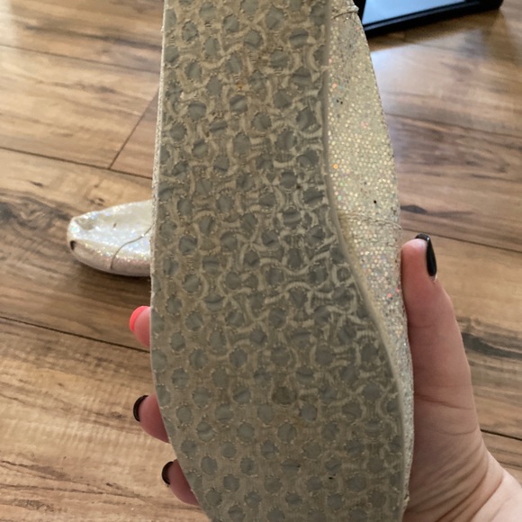 Bobs - Picture 2 of 3